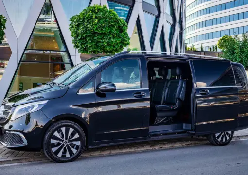 Mercedes V-Class with the sliding door open