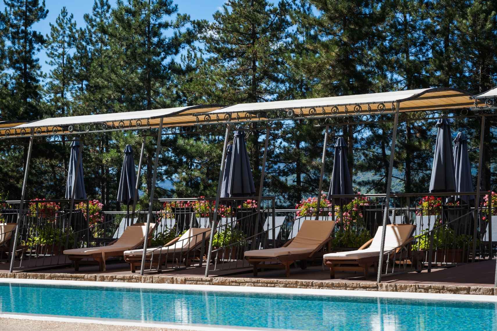 Maxi Hotel Exterior