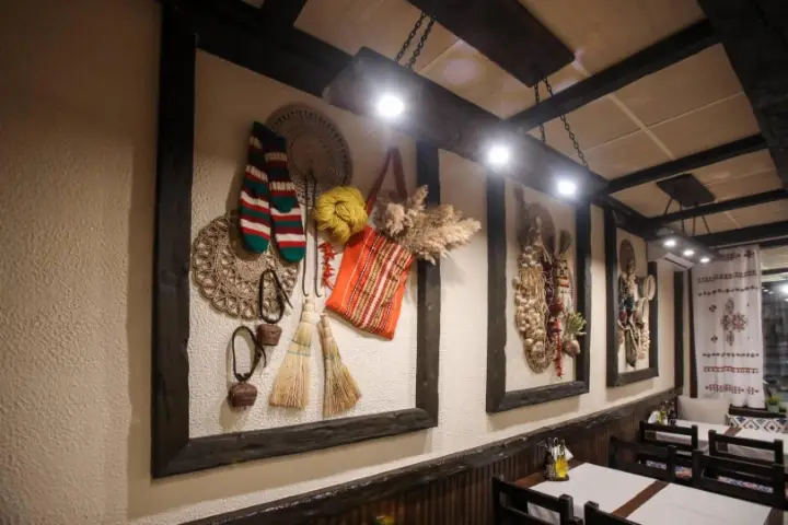 Folk-art decorations on the tavern wall