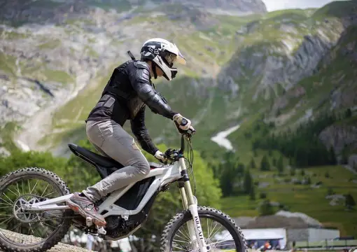 Rider on a Sur-Ron Light Bee X on a mountain track
